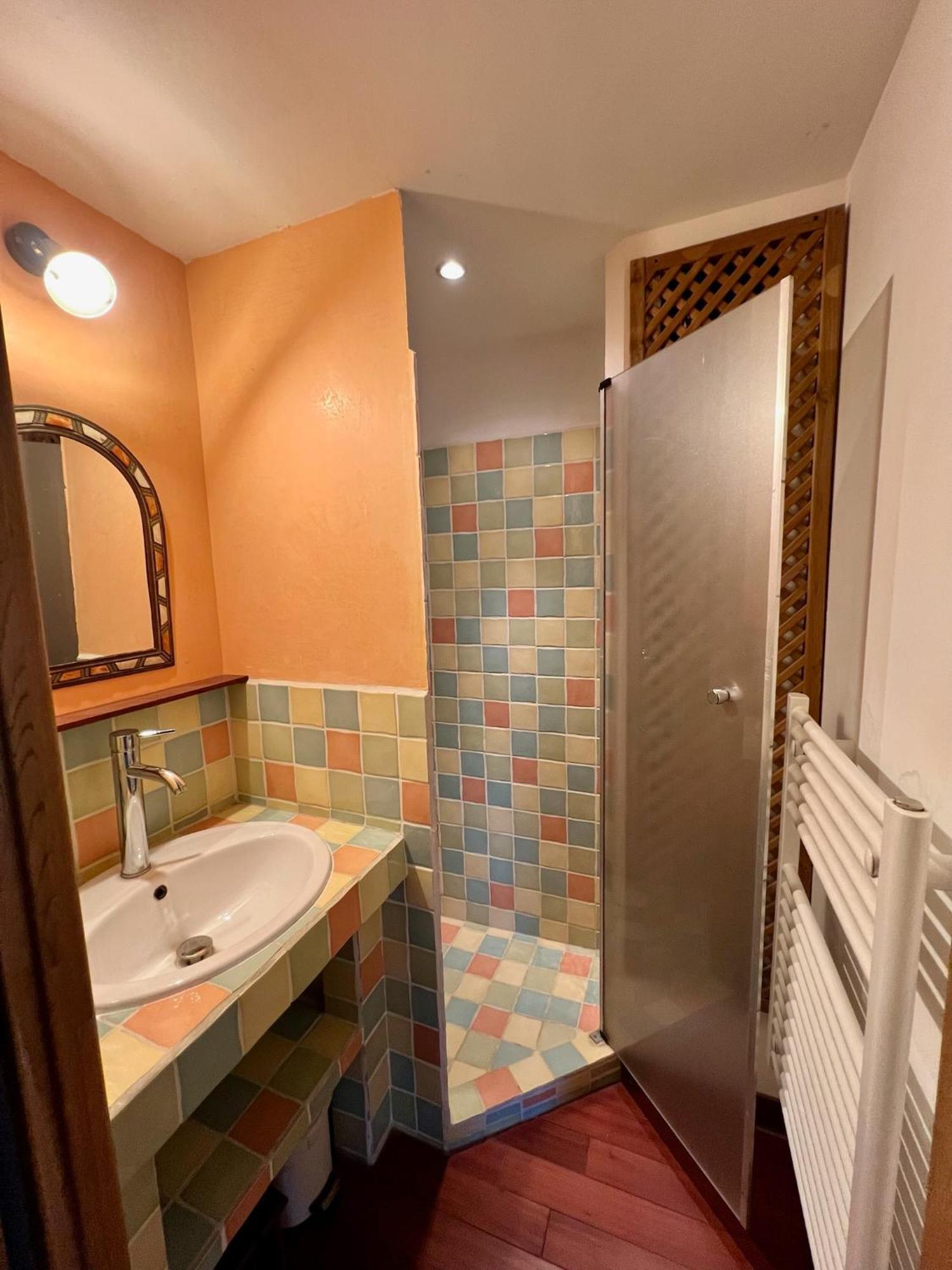 Hotel Les Garennes Saint-Uze Esterno foto